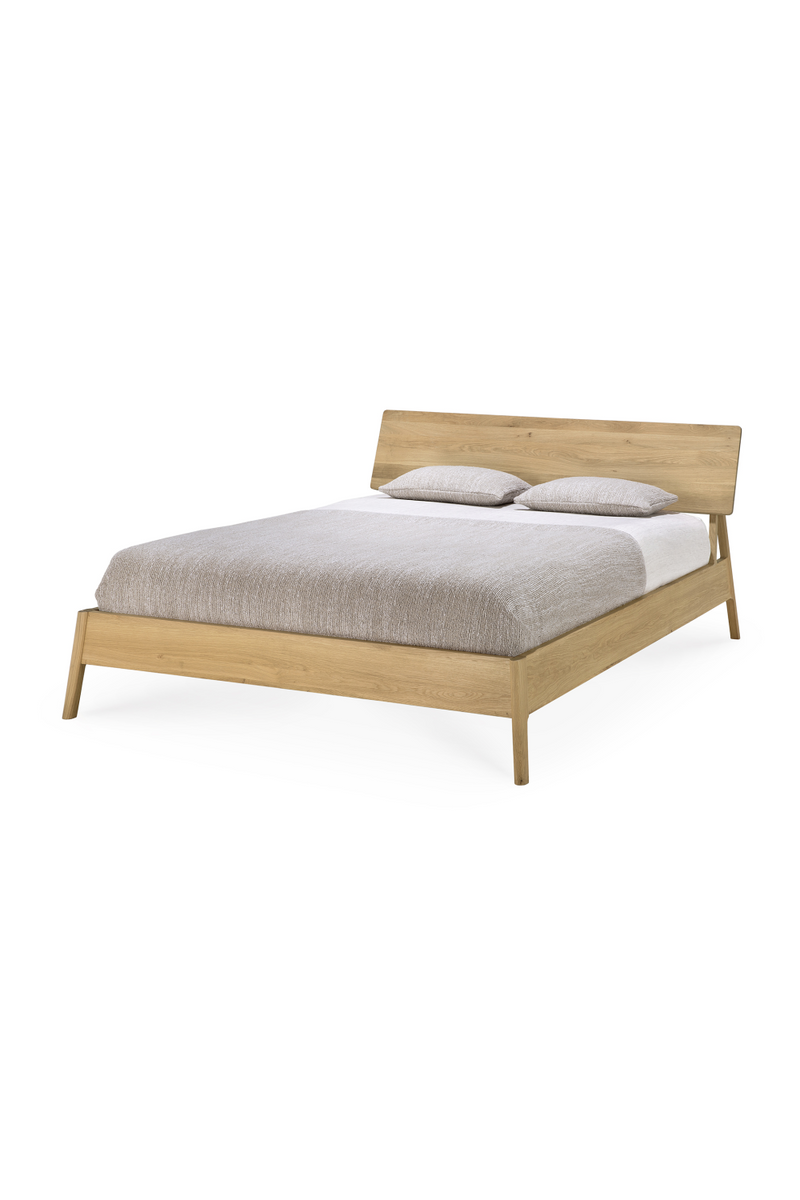 Oiled Oak Bed | Ethnicraft Air | Woodfurniture.com