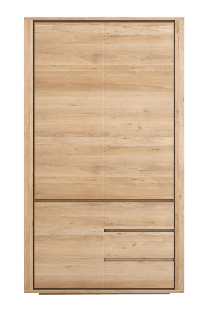 3-Door Oak Wood Wardrobe Cabinet | Ethnicraft Shadow | Woodfurniture.com