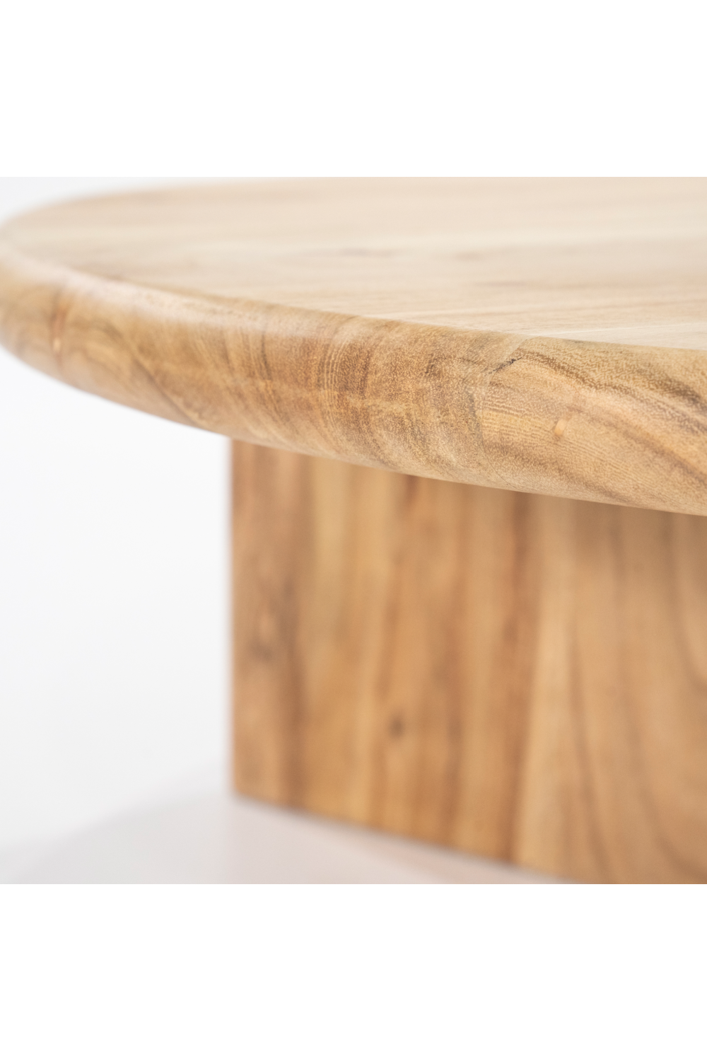 Round Wooden Coffee Table L | By-Boo Leoti | Woodfurniture.com