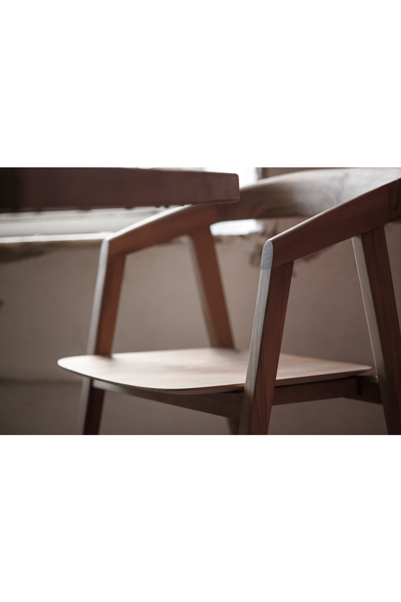 Teak Curved Back Chair | Dareels Arc | Oroatrade.com