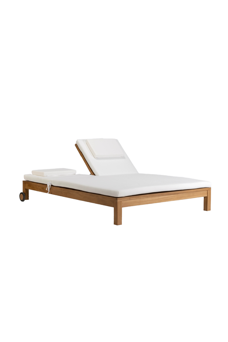 2-Wheeled Teak Outdoor Sun Bed | Dareels Genesis | Oroatrade.com