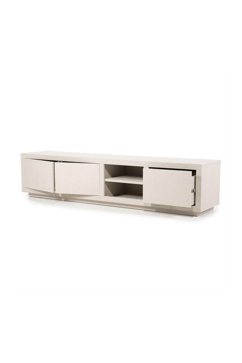 Oak 3-Door Cabinet | Eleonora Helsinki | Oroatrade.com