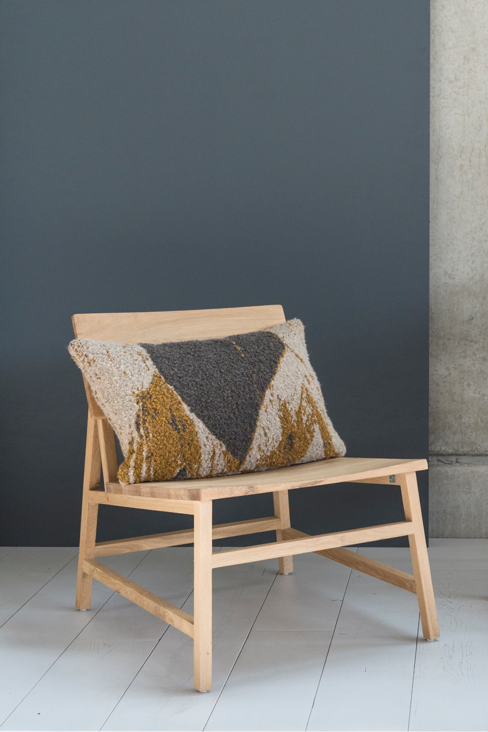 Oiled Oak Lounge Chair | Ethnicraft N3 | Woodfurniture.com