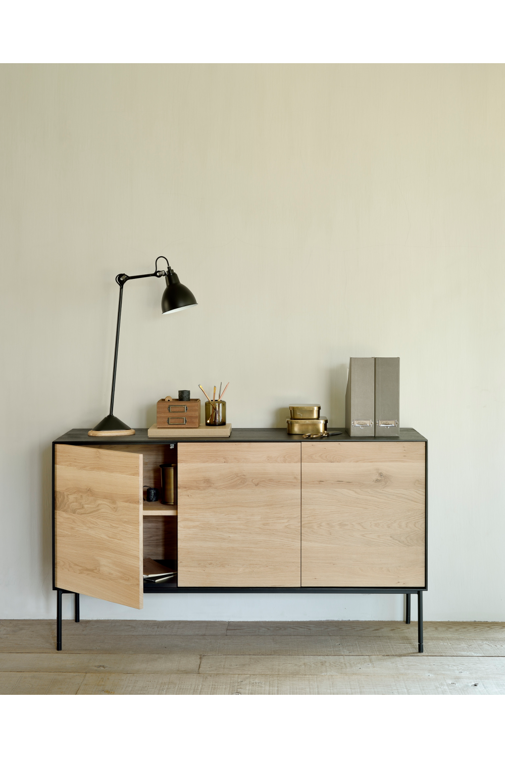 Varnished Oak Sideboard | Ethnicraft Blackbird | Woodfurniture.com