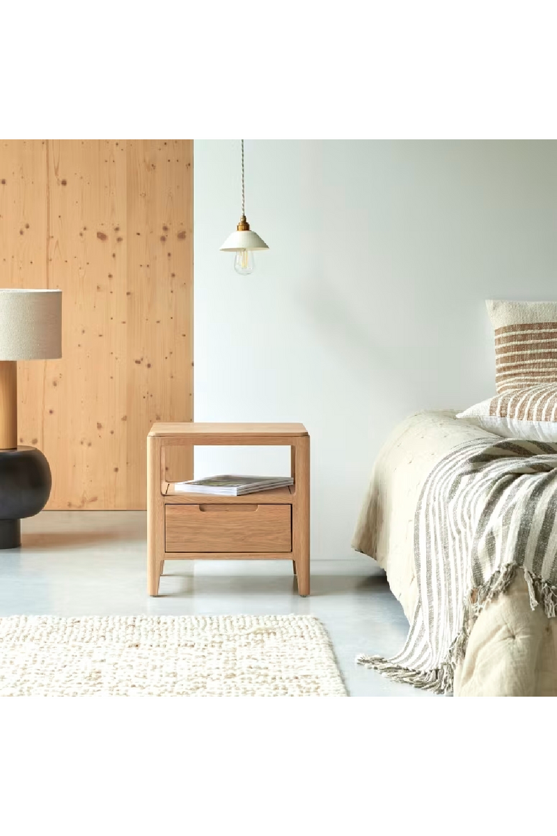 Solid Oak Bedside Nightstand| Tikamoon Arto | Oroatrade.com