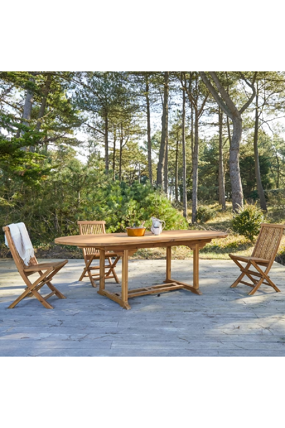 Acacia Oval Extendable Garden Table | Tikamoon Capri | Woodfurniture.com