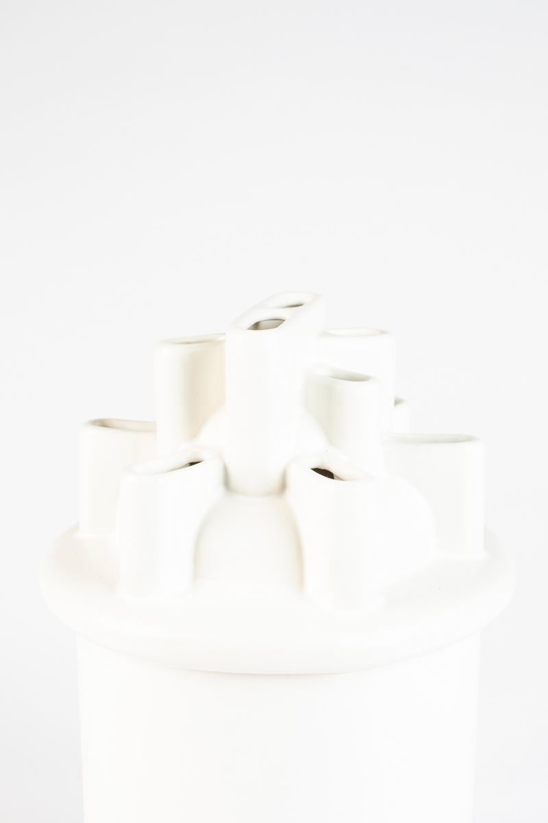 White Ceramic Modern Vase | Zuiver Bassin | Woodfurniture.com