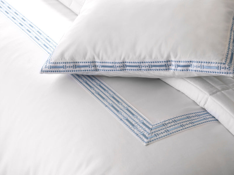 400TC Percale Embroidered Duvet Cover | Amalia Home Memória | Woodfurniture.com