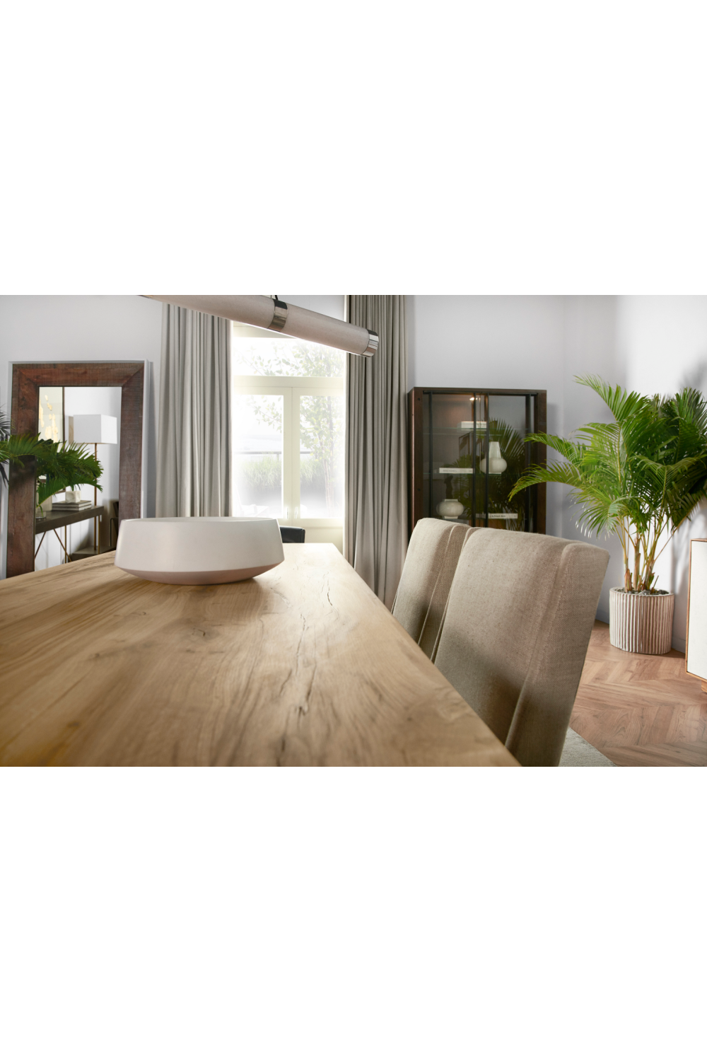 Natural Oak Dining Table S | Andrew Martin Emelia | Woodfurniture.com