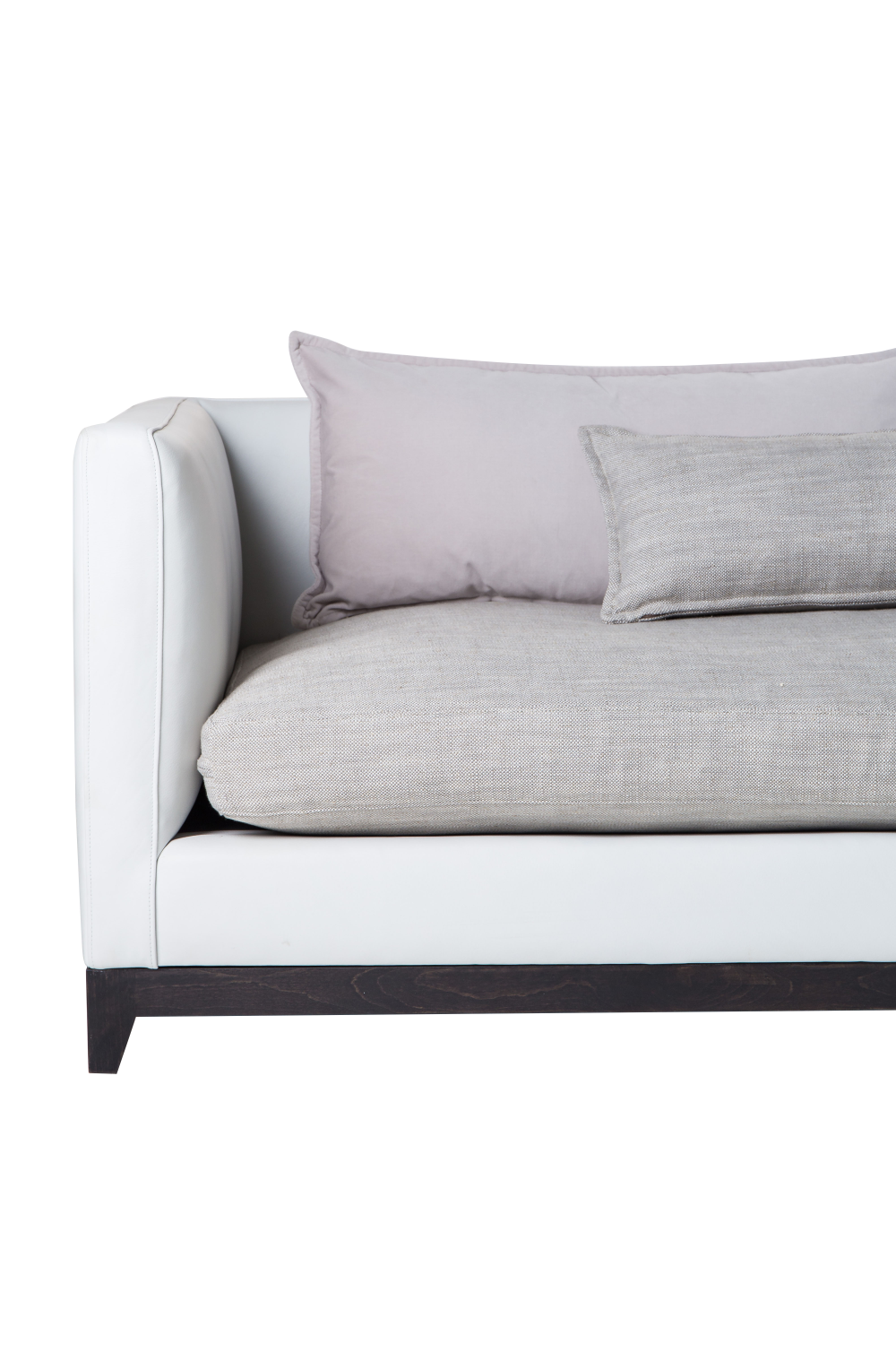 Modern White Chaise Longue | Andrew Martin Jackson | Woodfurniture.com