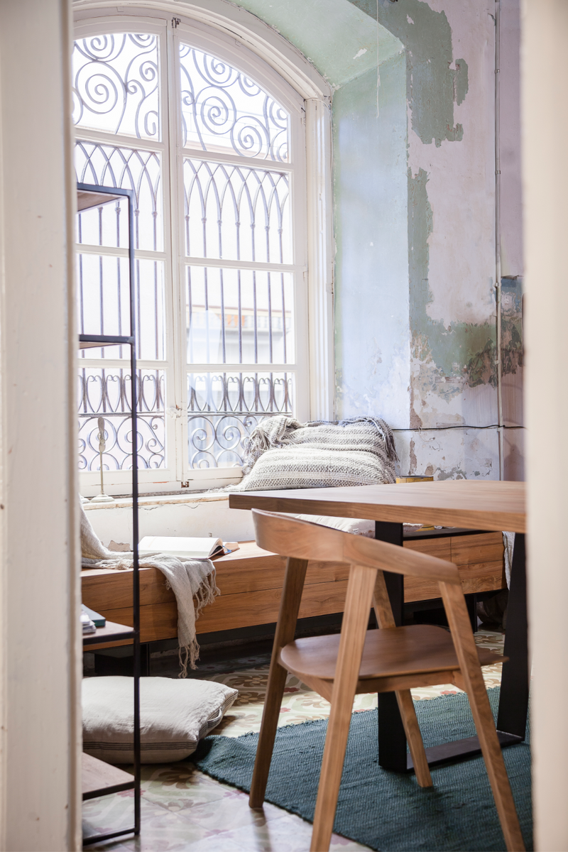 Wooden Dining Table w/ Metal Legs | Dareels Knot | Woodfurniture.com