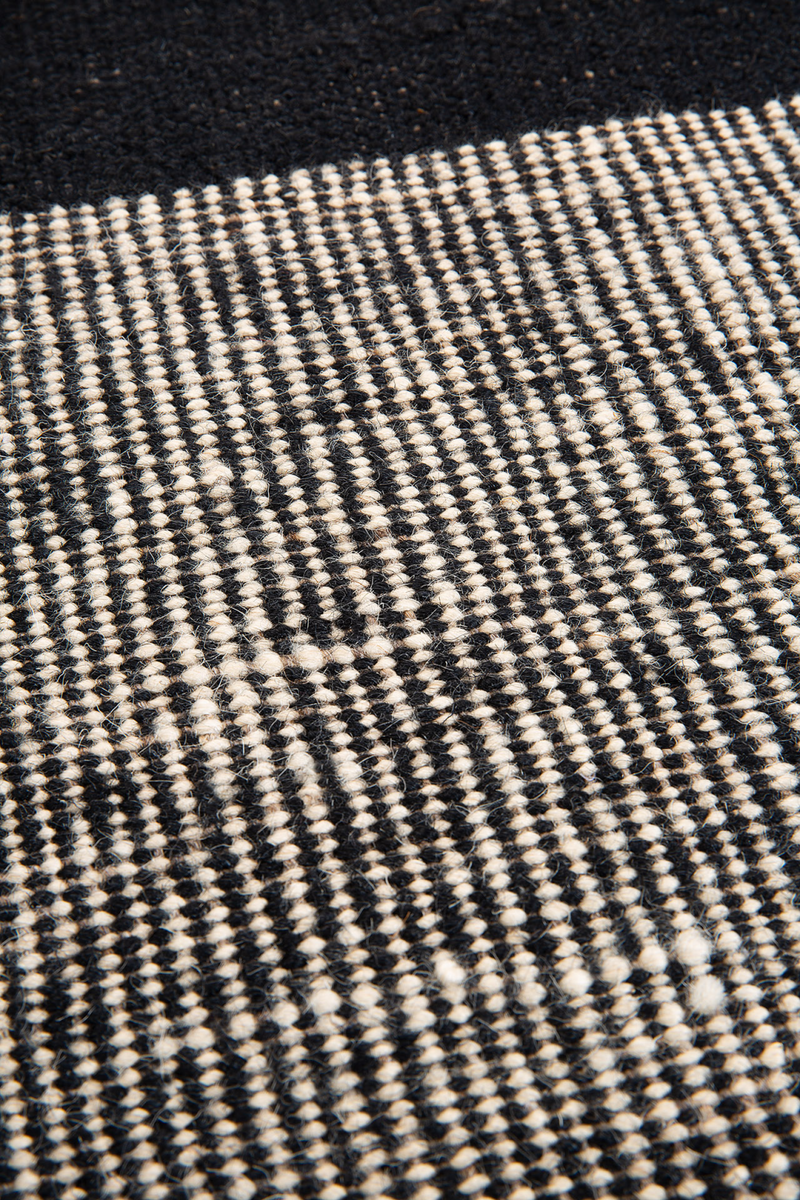 Gray Woven Wool Rug | Ethnicraft Dots | Woodfurniture.com