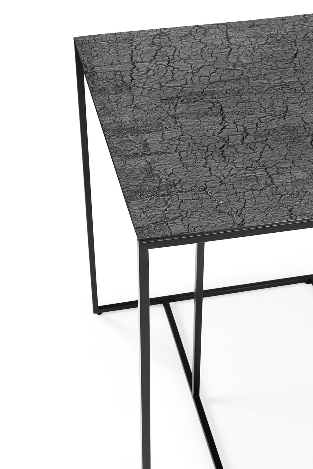 Mineral Three-Legged Side Table | Ethnicraft Triptic | Oroatrade.com