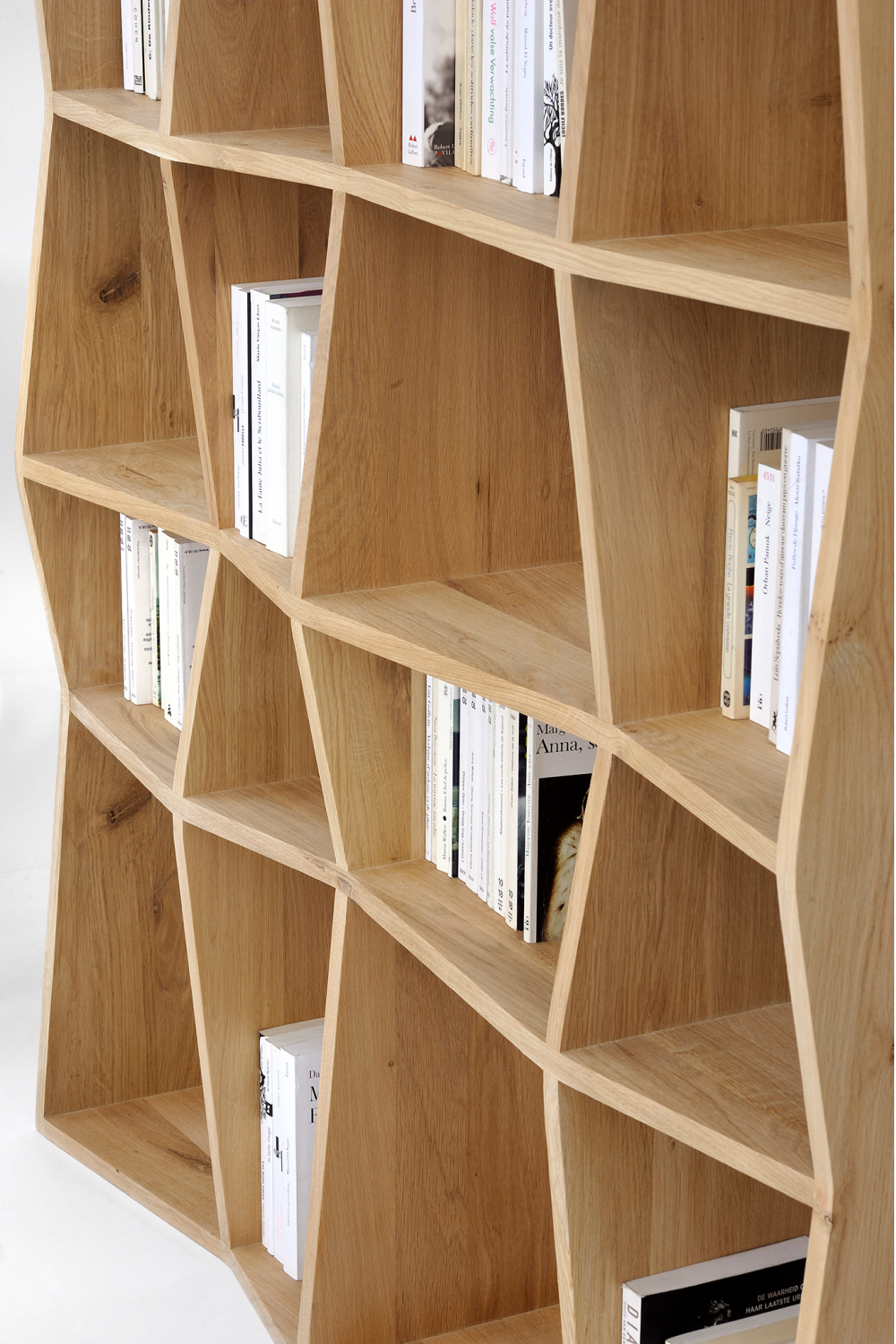 Oiled Oak Book Rack | Ethnicraft Z | Woodfurniture.com