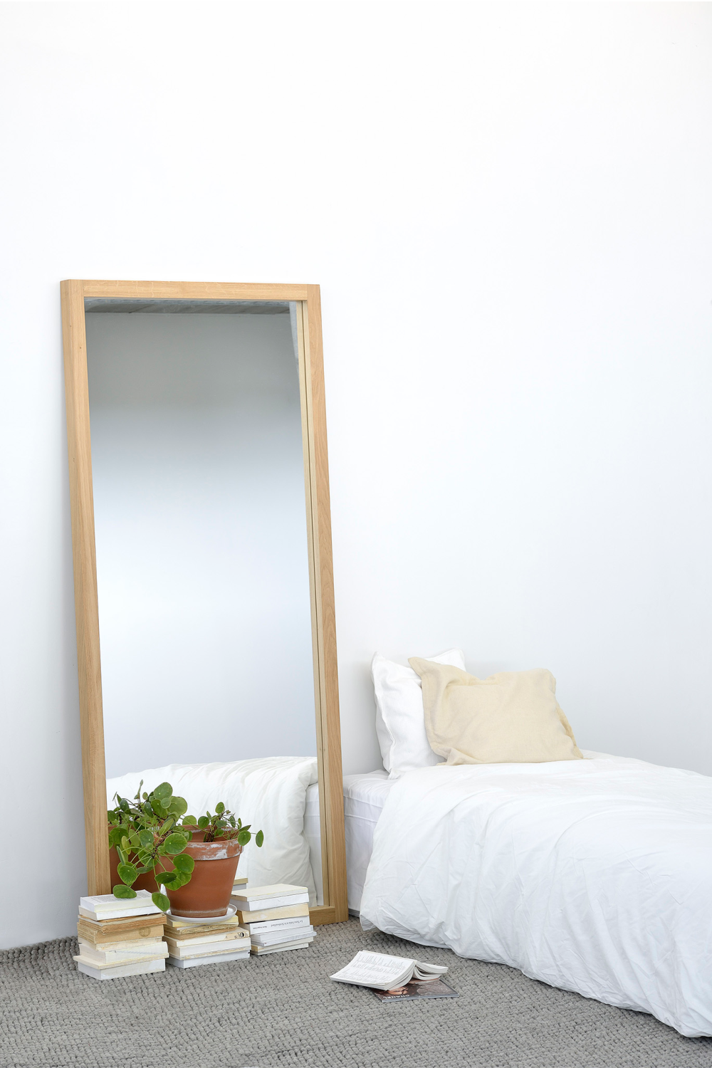 Oak Full-Length Floor Mirror | Ethnicraft Light Frame | Woodfurniture.com