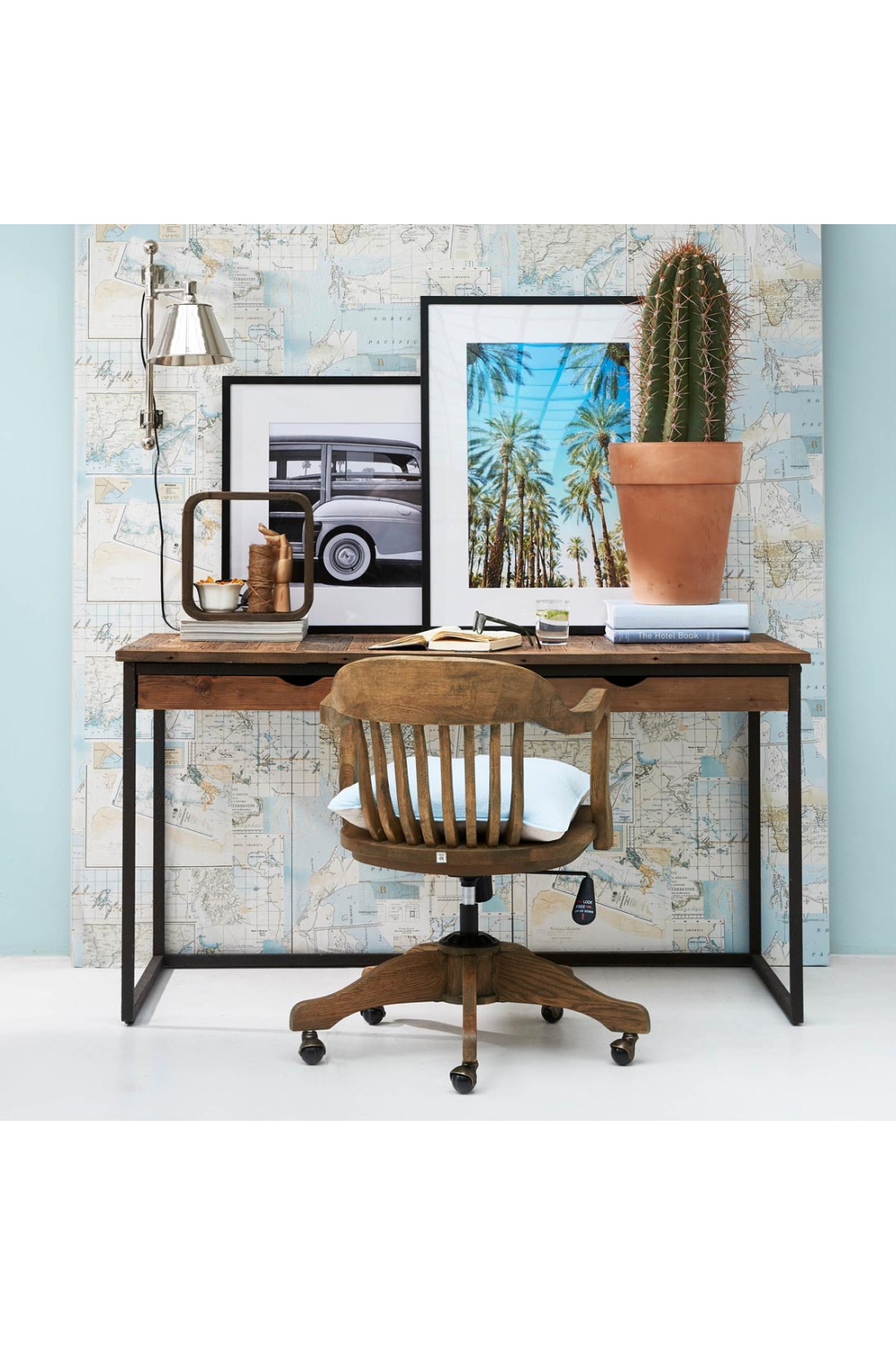 Elm Wood Office Desk | Rivièra Maison Shelter Island | Woodfurniture.com