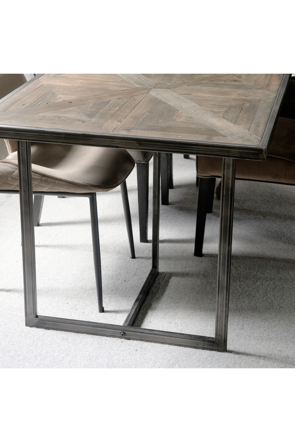 Oblique Patterned Dining Table | Rivièra Maison Le Bar American | Woodfurniture.com