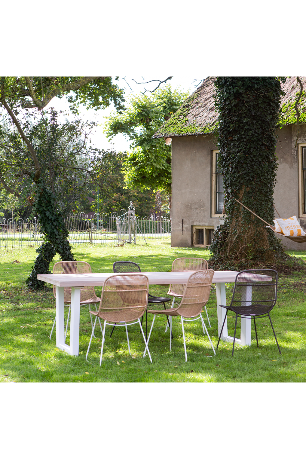 Handmade Wooden Garden Table | Rivièra Maison Bondi Beach | Wood Furniture