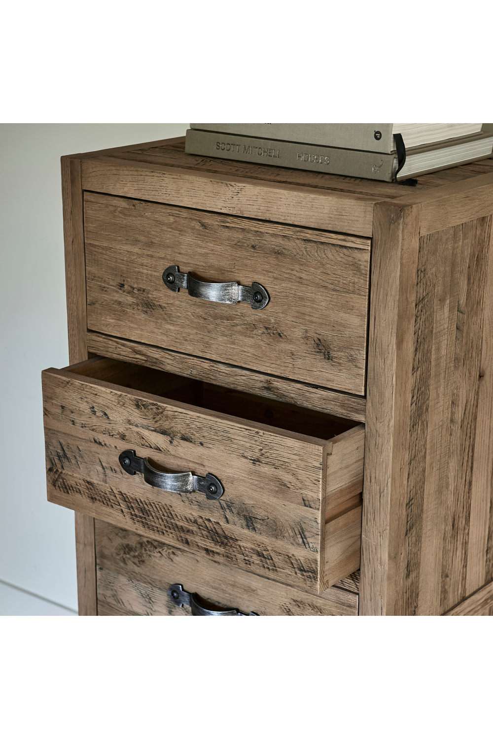 Rugged Wood Chest of Drawers | Rivièra Maison Connaught | Woodfurniture.com