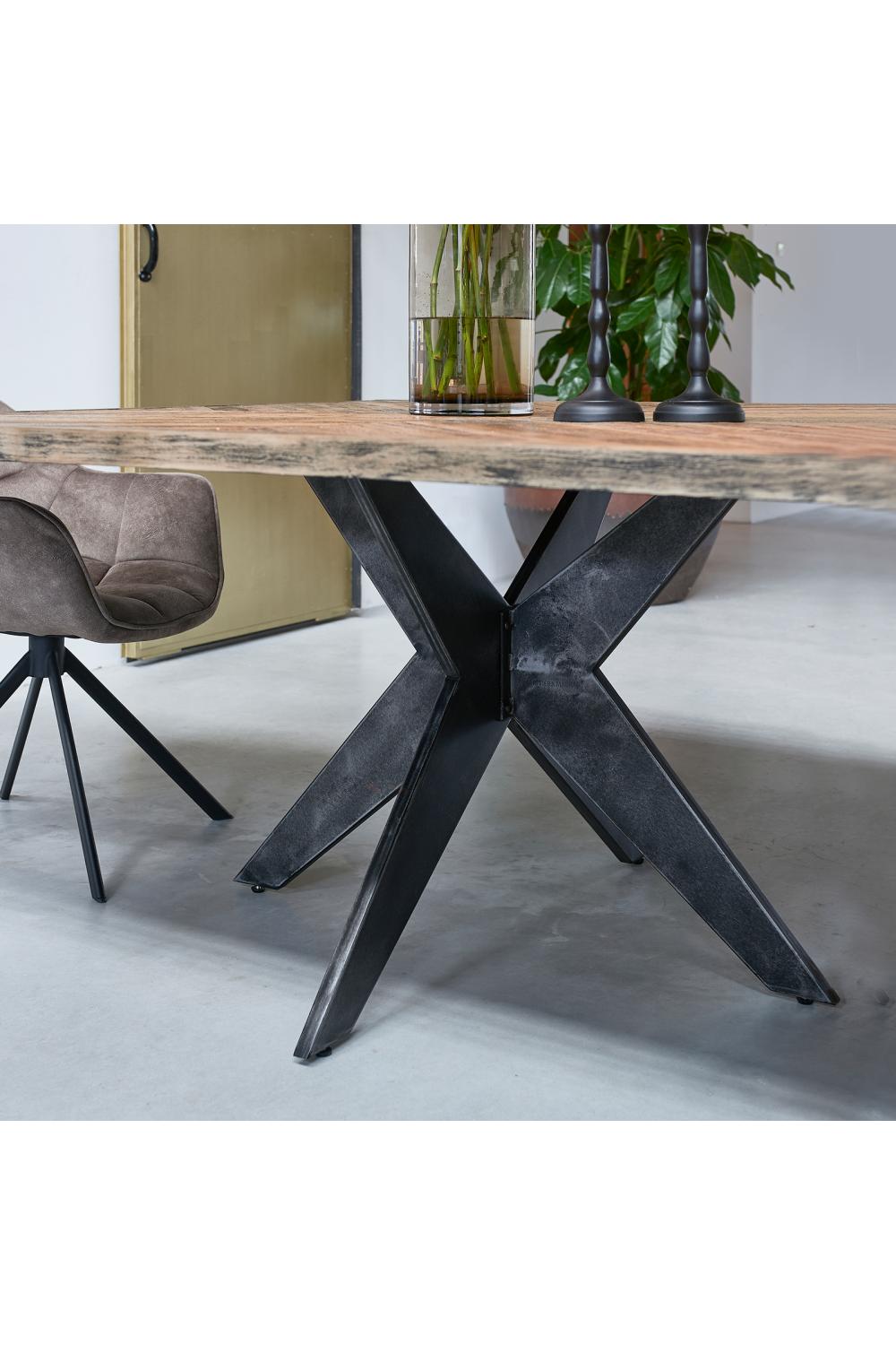 Industrial Oak Dining Table | Rivièra Maison Falcon Crest | Wood Furniture