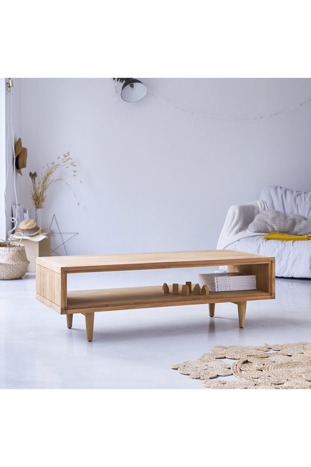 Minimalist Teak Coffee Table | Tikamoon Jonak | Oroatrade.com