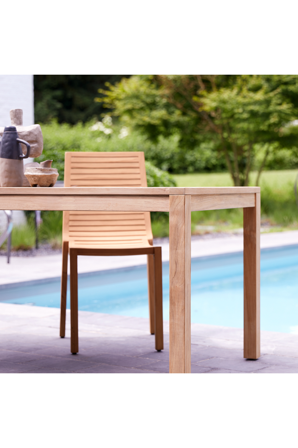 Solid Teak Garden Table With 4 Chairs | Tikamoon Teo | OROA TRADE