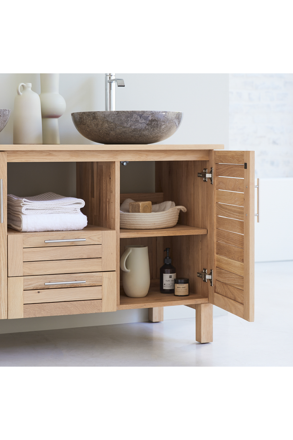 Minimalist Oak Vanity Unit | Tikamoon Soho | Woodfurniture.com