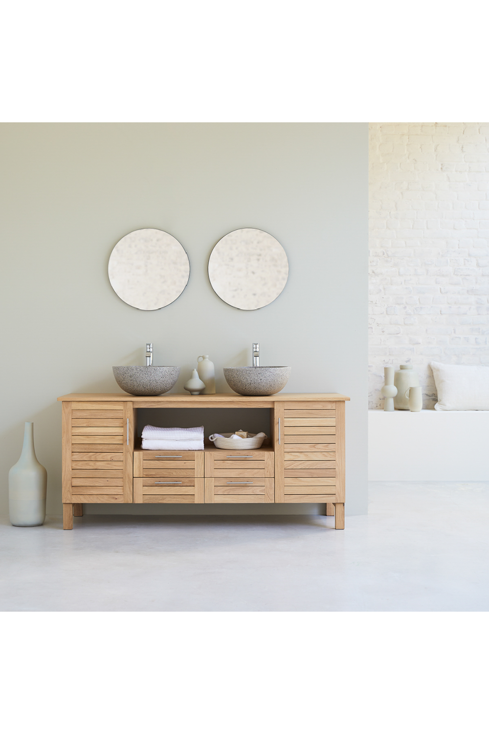 Minimalist Oak Vanity Unit | Tikamoon Soho | Woodfurniture.com