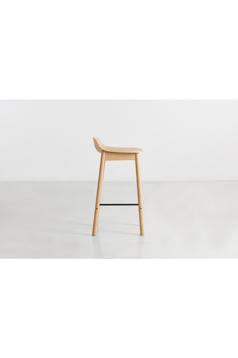 Classic Oak Counter Stool | WOUD Mono | Woodfurniture.com