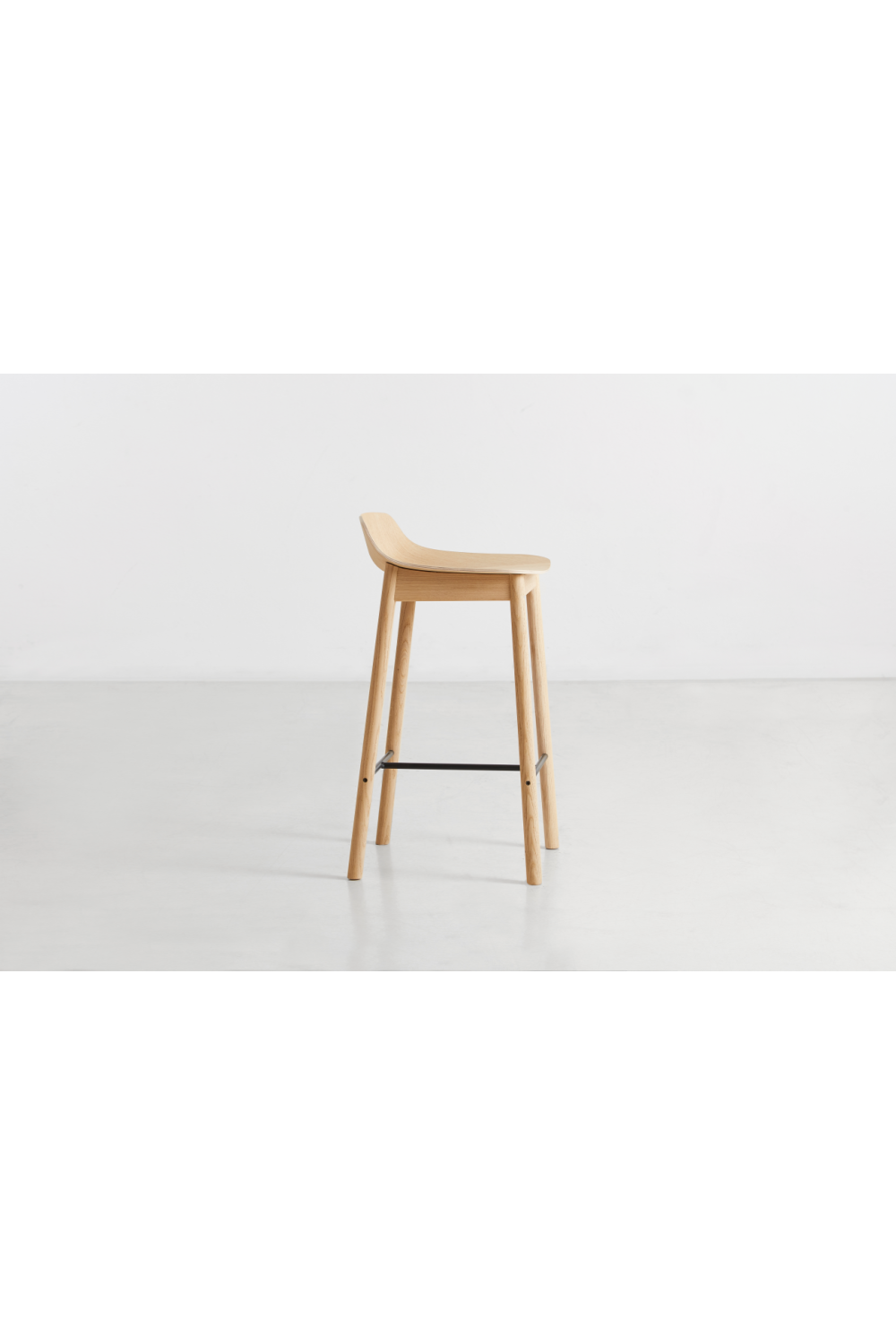 Classic Oak Counter Stool | WOUD Mono | Woodfurniture.com